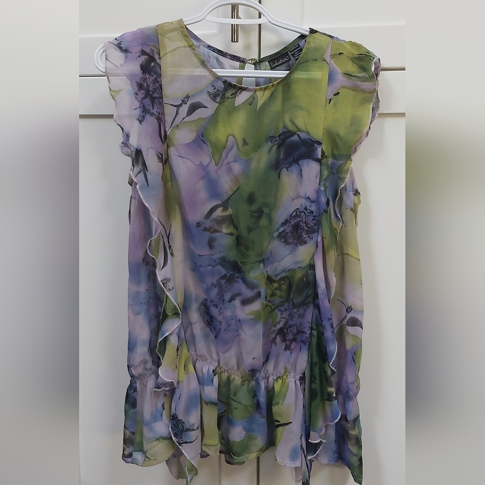 Seduction chiffon abstract top